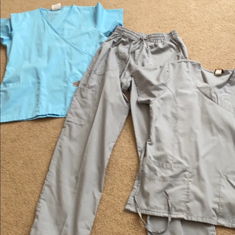 Lot of 3 scrubs